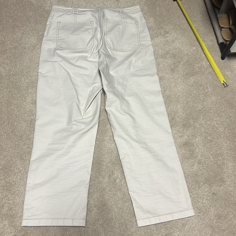 Ankle Length Barrel Pant Cream Color